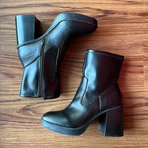 Mix No. 6 Black Platform Boots